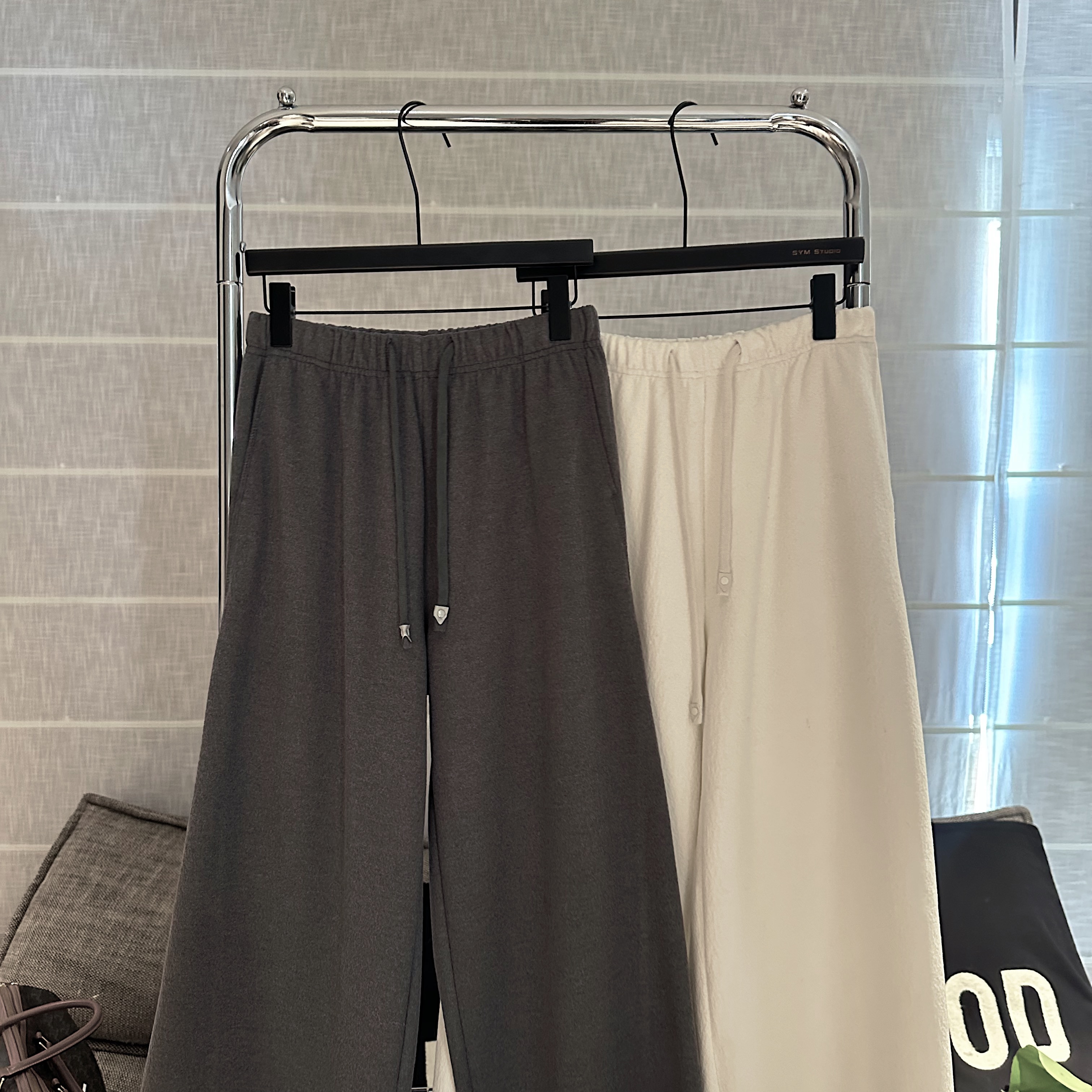 【牛乳裤】冬季休闲拖地