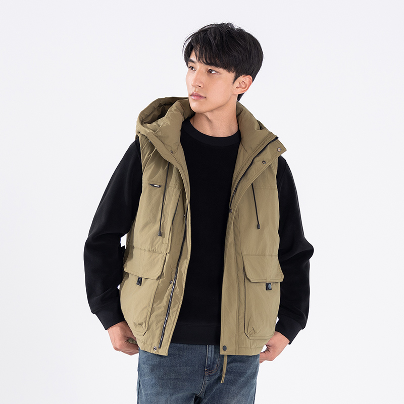 中和休闲军绿色羽绒马甲男2024秋冬新款潮流户外工装连帽无袖坎肩