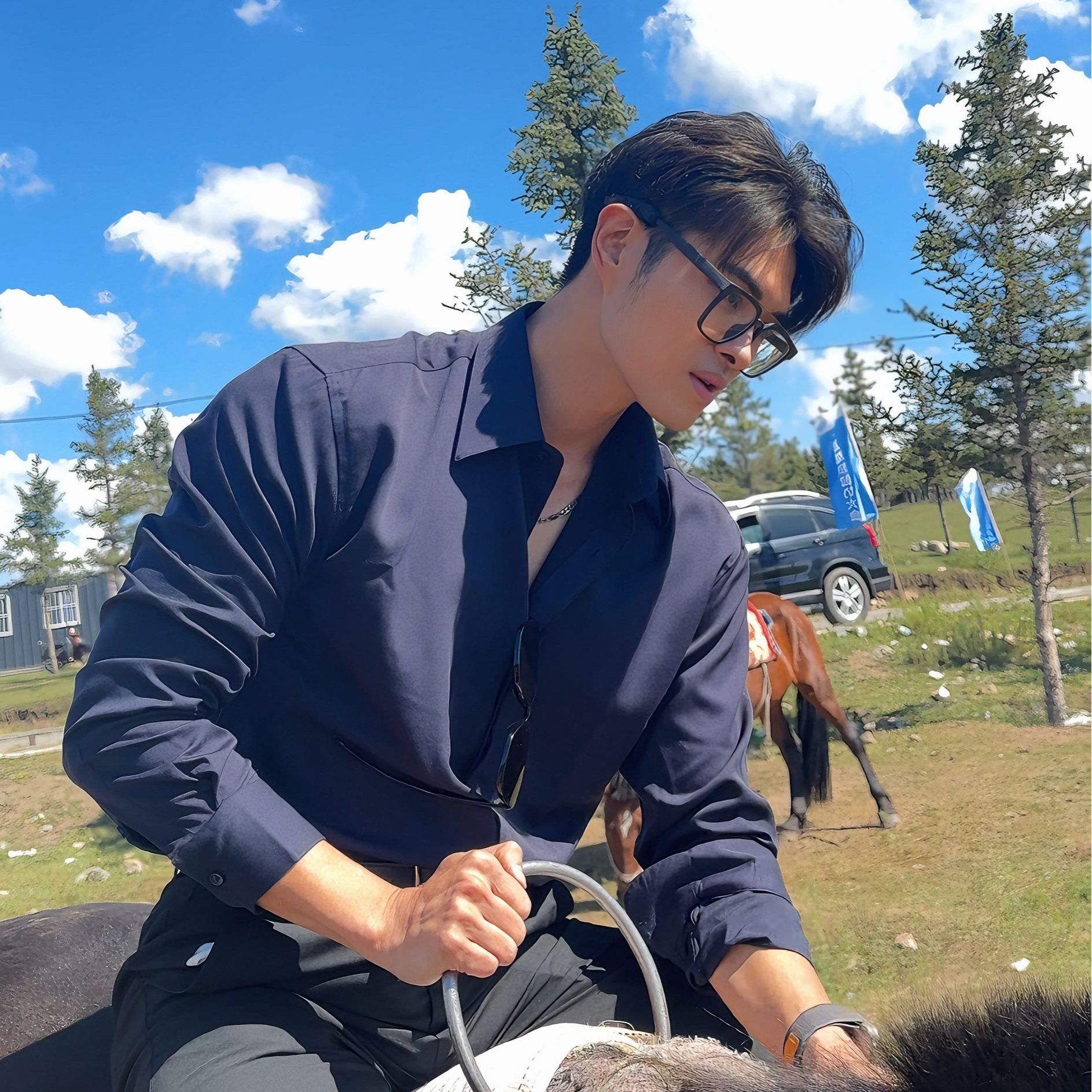 男士休闲商务气质衬衫黑色百搭韩版宽松气质英伦修身小众修身衬衫