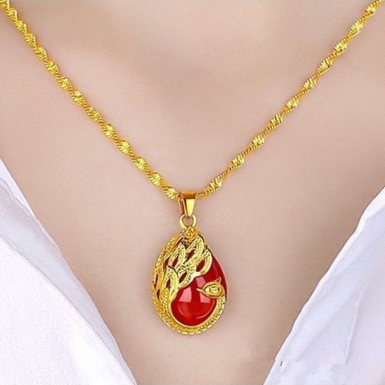 铜合金项链 镶嵌红绿镂空孔雀水滴形凤凰吊坠水波纹项链锁骨链