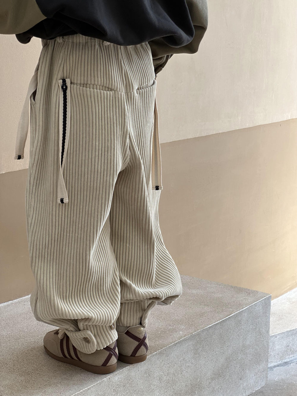 女童加绒灯芯绒裤子洋气2023秋冬装新款儿童中大童保暖春秋款加厚