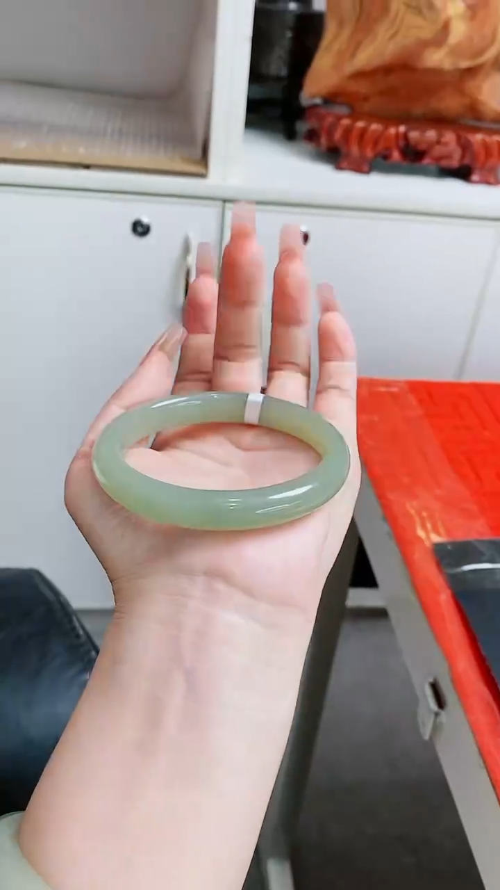 【闪购商品】和田玉手镯未镶嵌61-0931714106