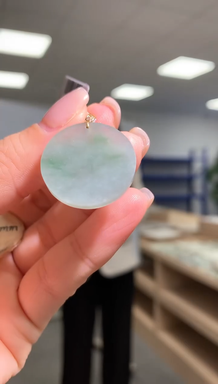 【闪购商品】翡翠无事牌18K金镶嵌吊坠