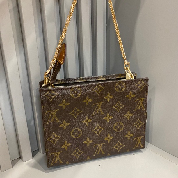 95新 LouisVuitton/路易威登 兔兔奢妍妍/LV洗漱包/230811049
