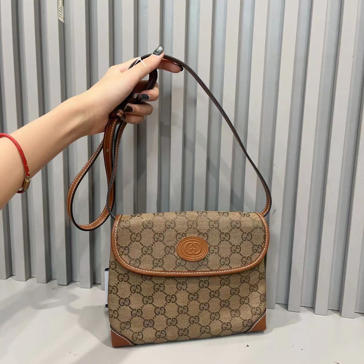 95新 GUCCI/古驰 兔兔奢/古驰斜挎包/240325252