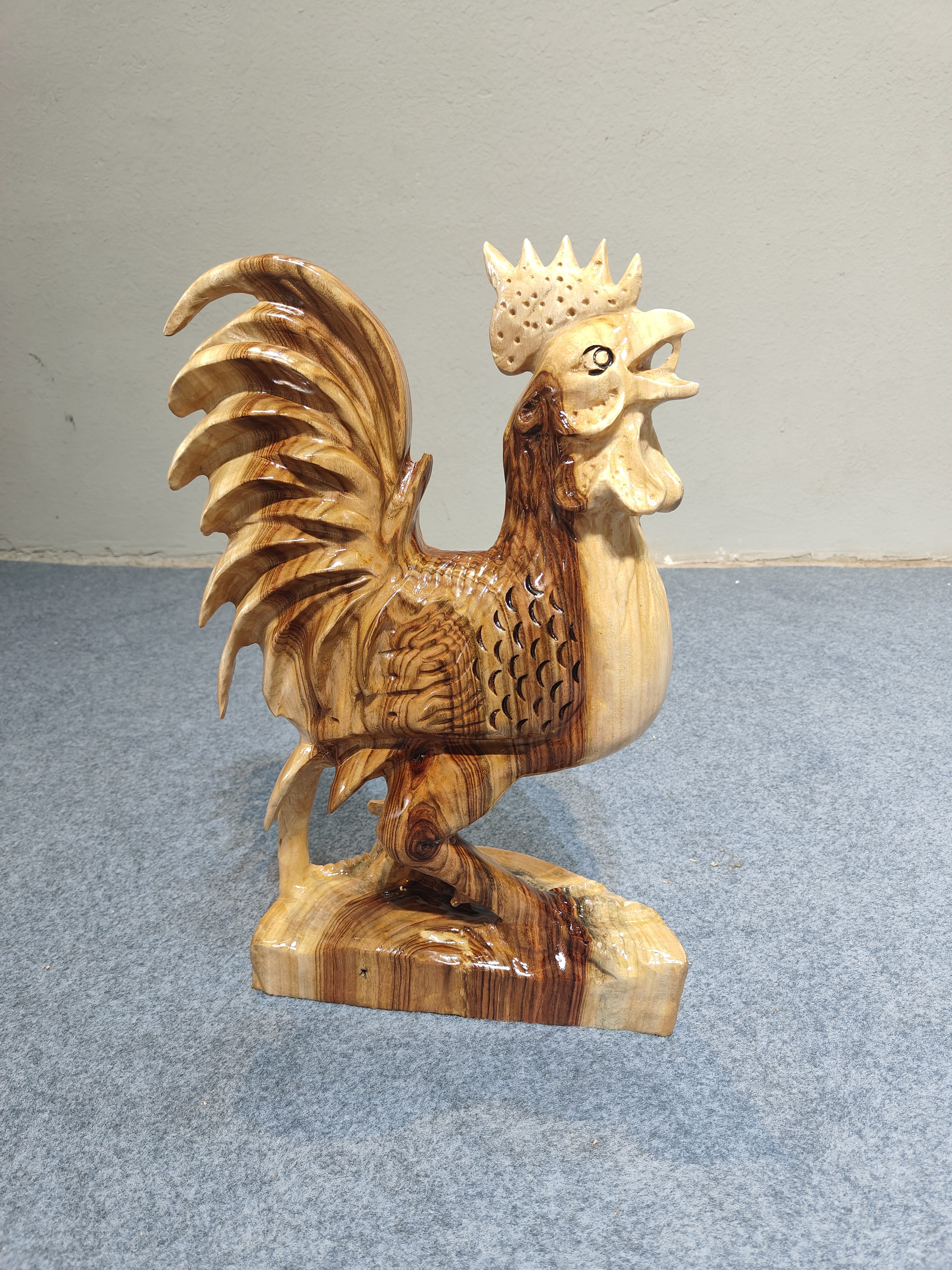 鸡 香樟木整木实木一体雕刻机鸡摆件，一物一拍实物为准。