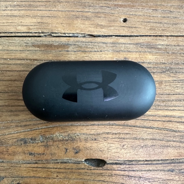 9新 JBL ua streak 真无线蓝牙耳机