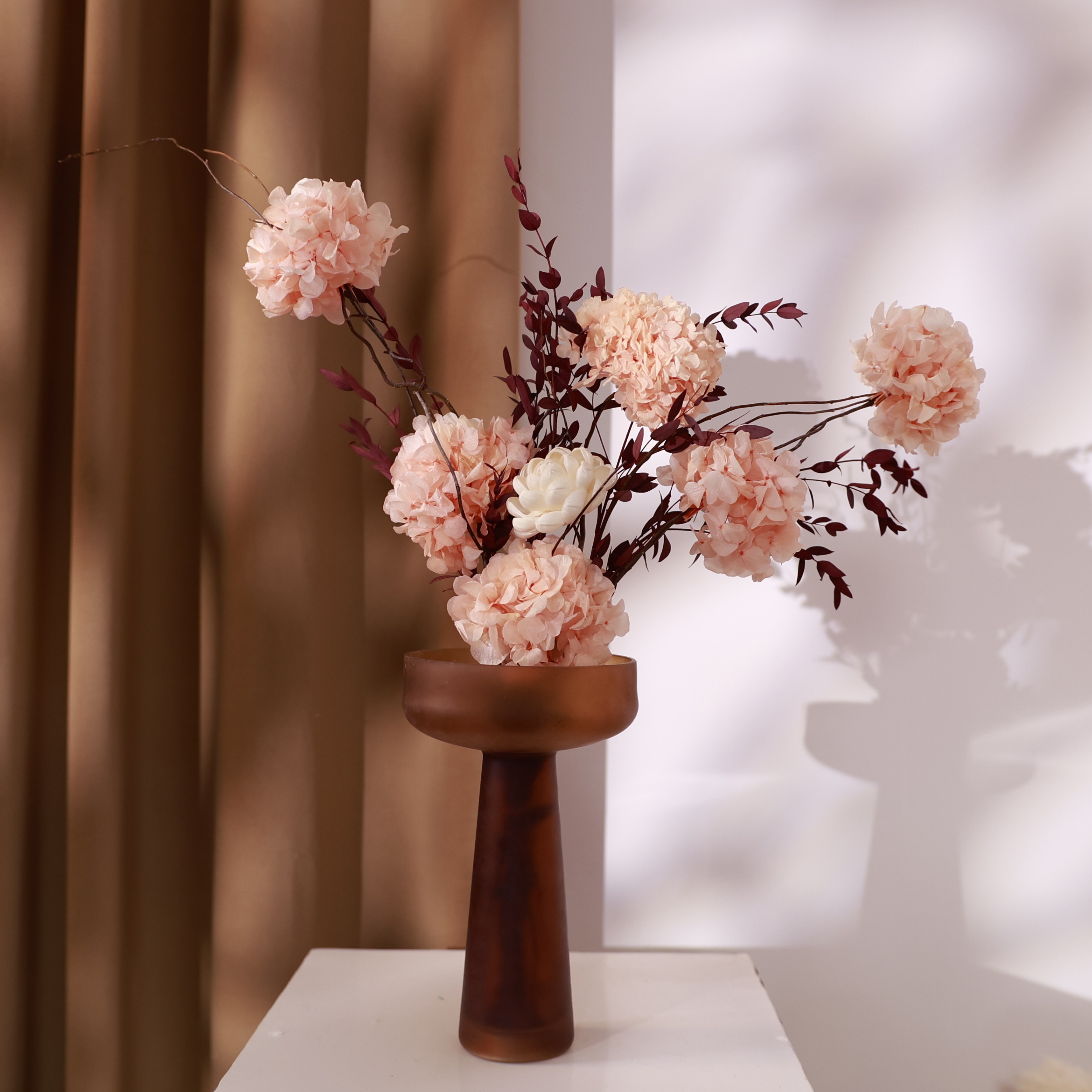 【芳华】粉色风格大叶绣球温馨轻奢餐桌边几床头柜花