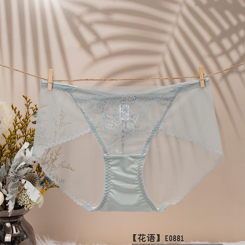 E0881法式蕾丝中腰时尚性感诱惑女士无痕抗菌三角裤PP不卡档内裤