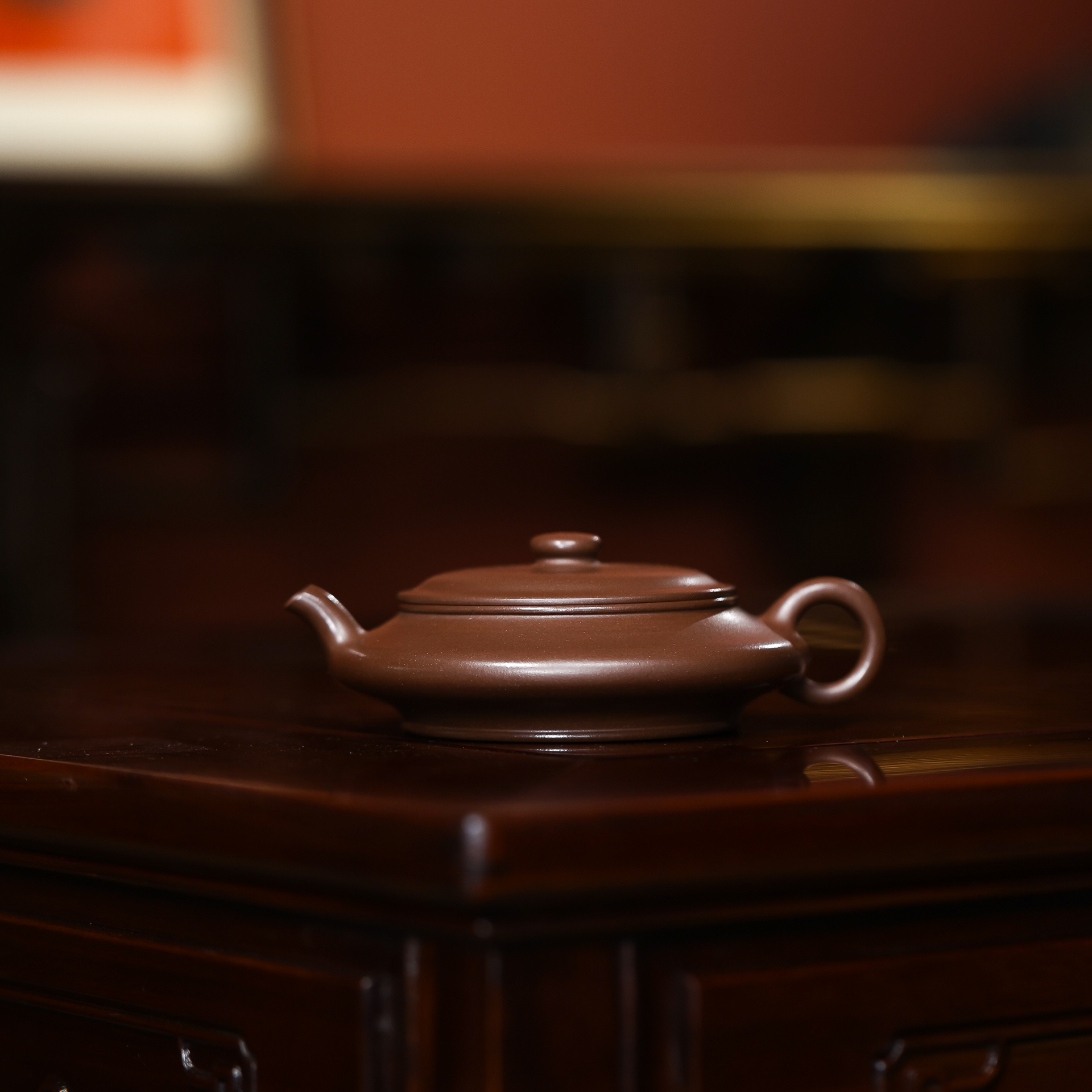 《鸣远虚扁》宜兴黄龙山原矿底槽青全手工紫砂壶 180CC
