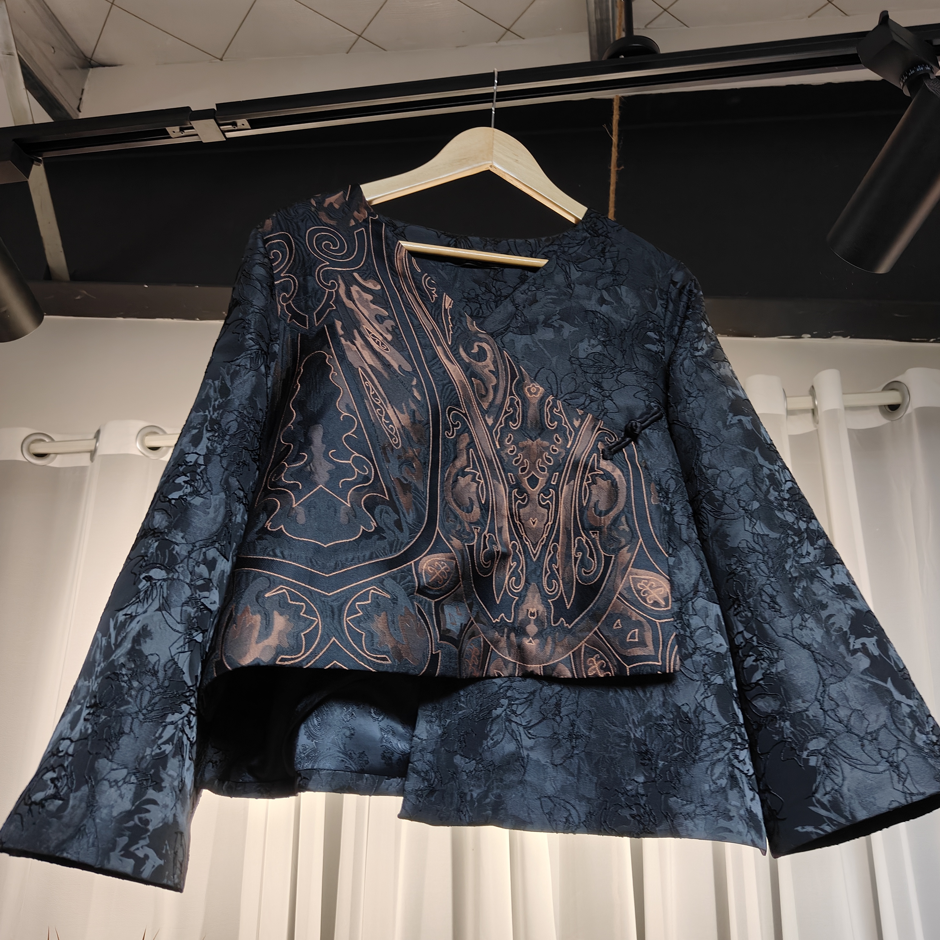 凤徕兮私人定制黑咖色拼接斜襟盘扣短款小外套（LS045）