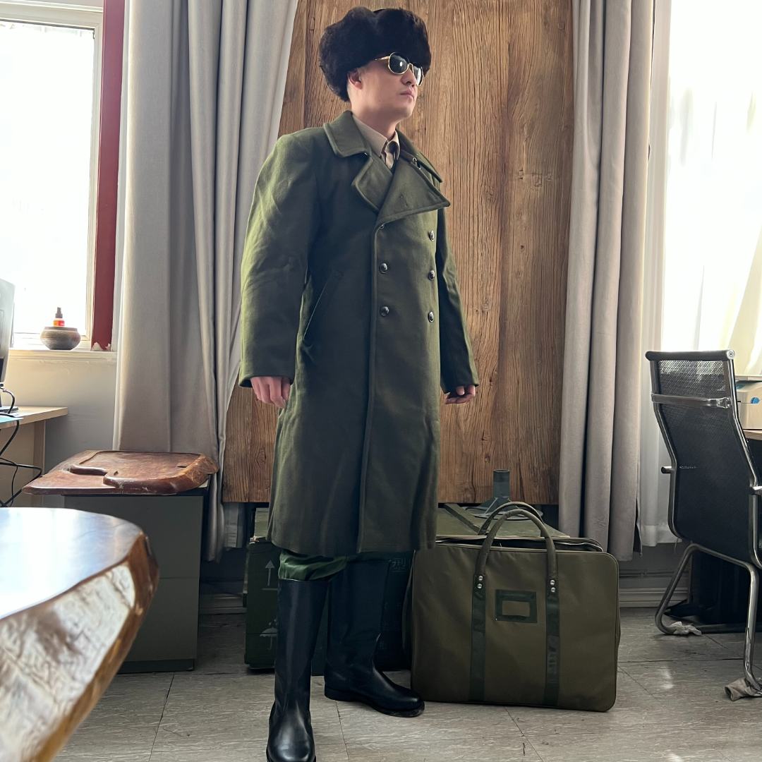 呢子大衣厚重经典男款风衣外套