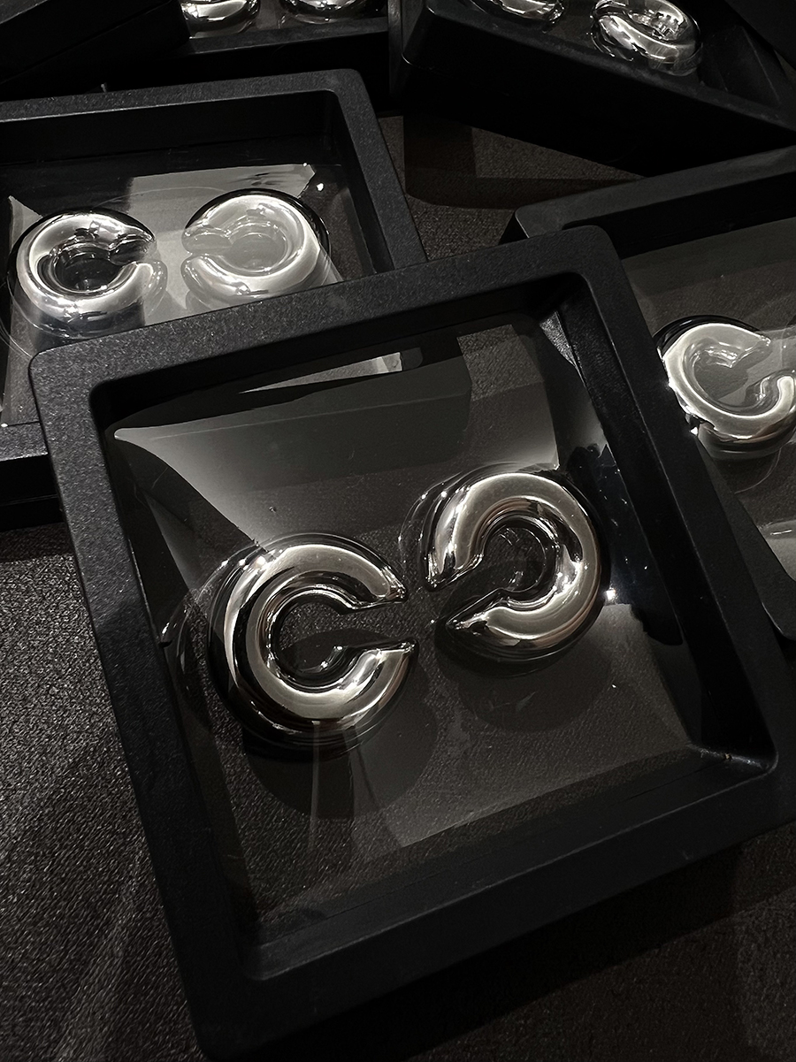 钛钢耳饰 简约设计款小众圆环耳夹INS设计师时髦无耳洞百搭耳饰潮