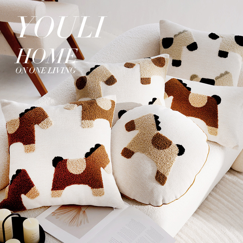 原创可爱现代简约卡通小马沙发抱枕套儿童飘窗靠枕抱枕动物靠垫