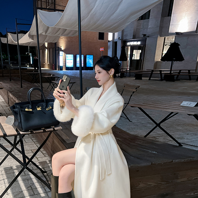 袖口狐狸毛双面羊绒大衣女高级感2025冬季新款宽松系带毛呢子外套