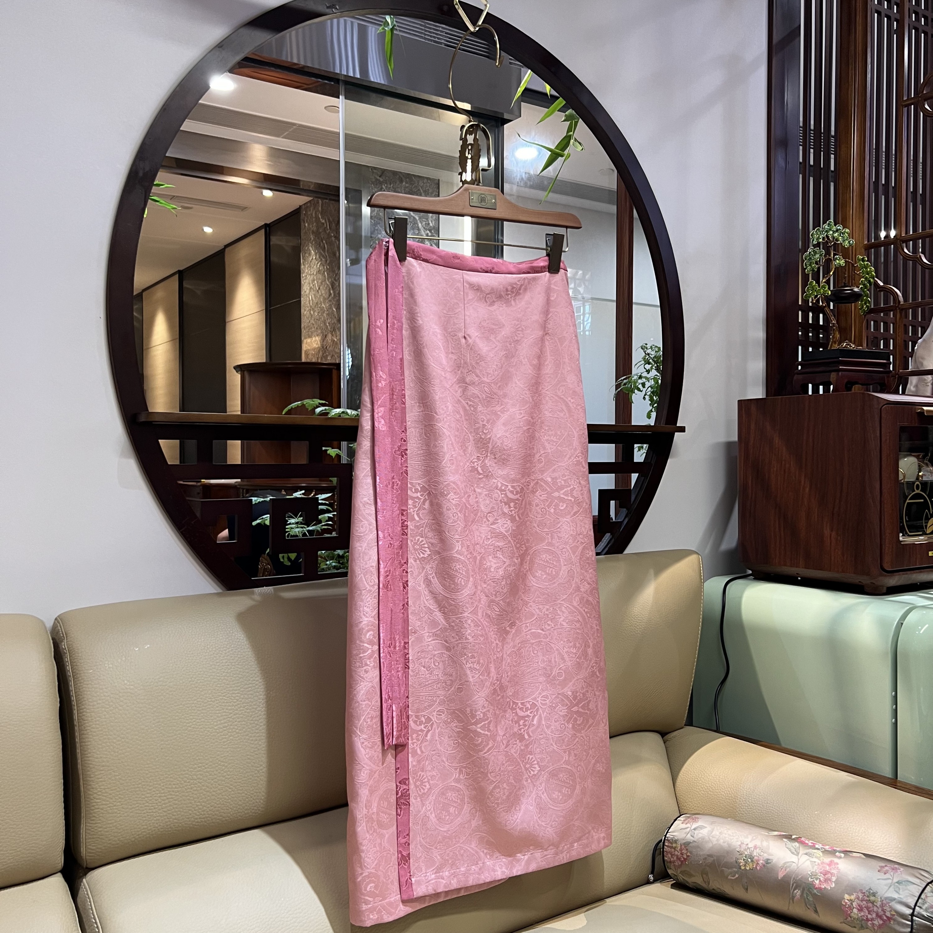 【锦系~新款】Q-31903罗马假日轻手绣新中式国风桑蚕丝撞色半身裙