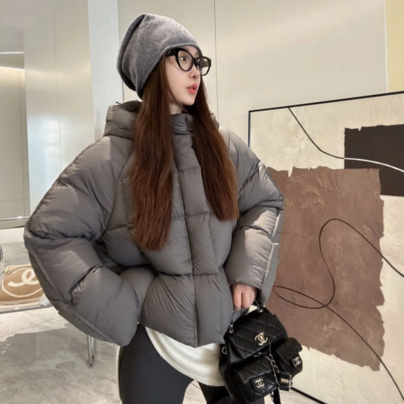 曹白白云朵泡芙羽绒服短款软糯龟背宽松时尚百搭外套加厚90白鸭绒