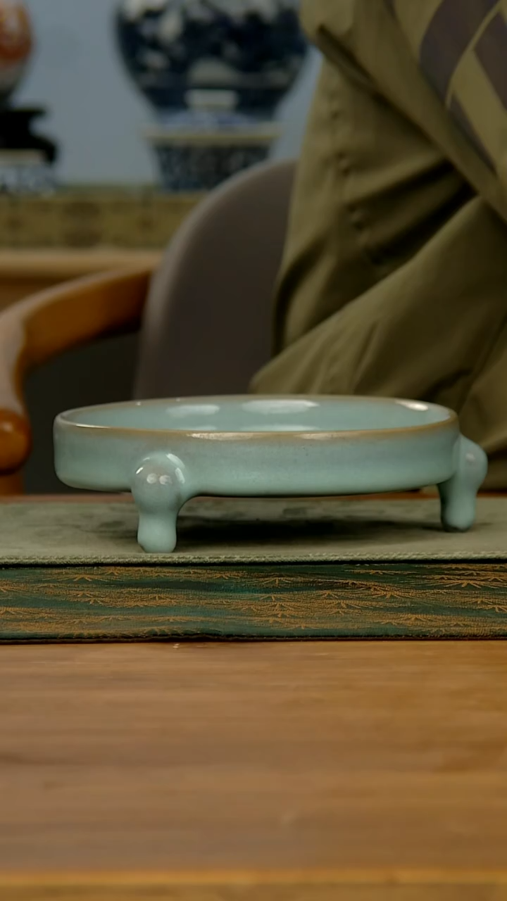 【闪购商品】瓷三足洗