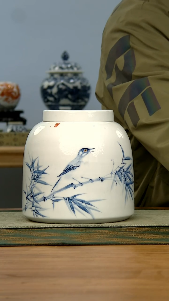 【闪购商品】瓷花鸟茶叶罐