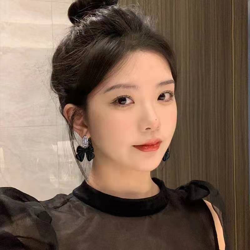 合金耳饰 C-725724黑色蝴蝶结耳环女轻奢小众简约喜庆ins气质百搭