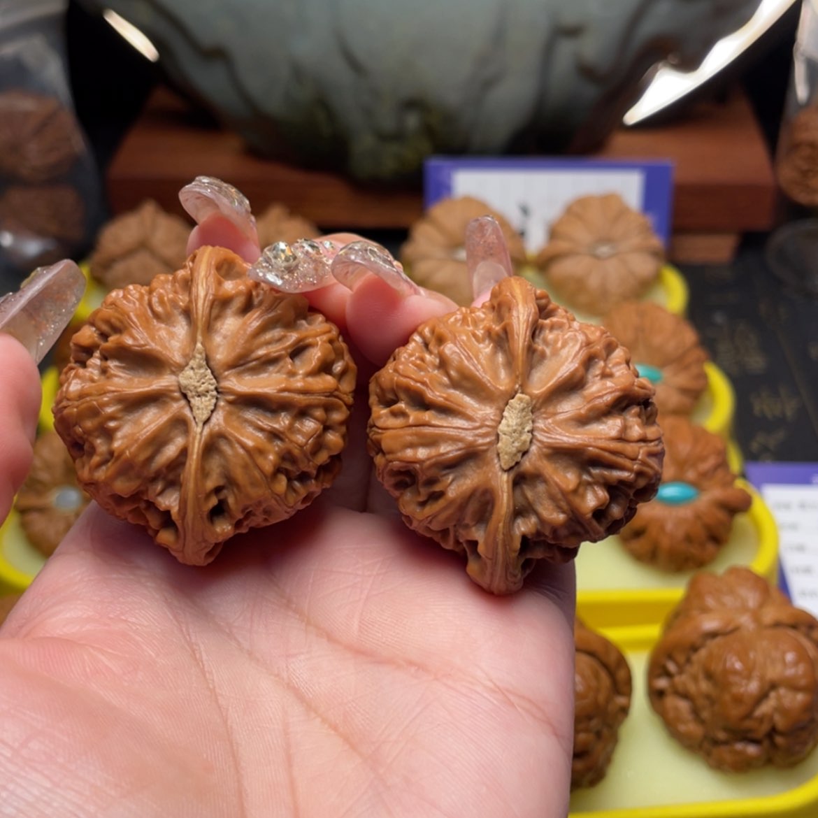 【闪购商品】文玩核桃吊坠没*雪