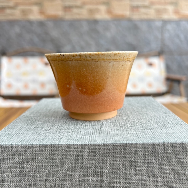 【映月窑】 冲麦白瓷泥柴烧主人杯 软化水质提升香气纯手工茶具