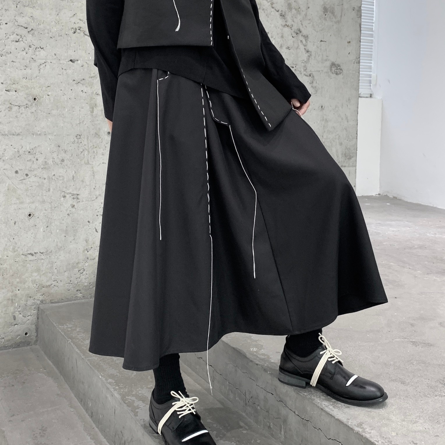 【晚李自制】明线设计师款西装半身裙 