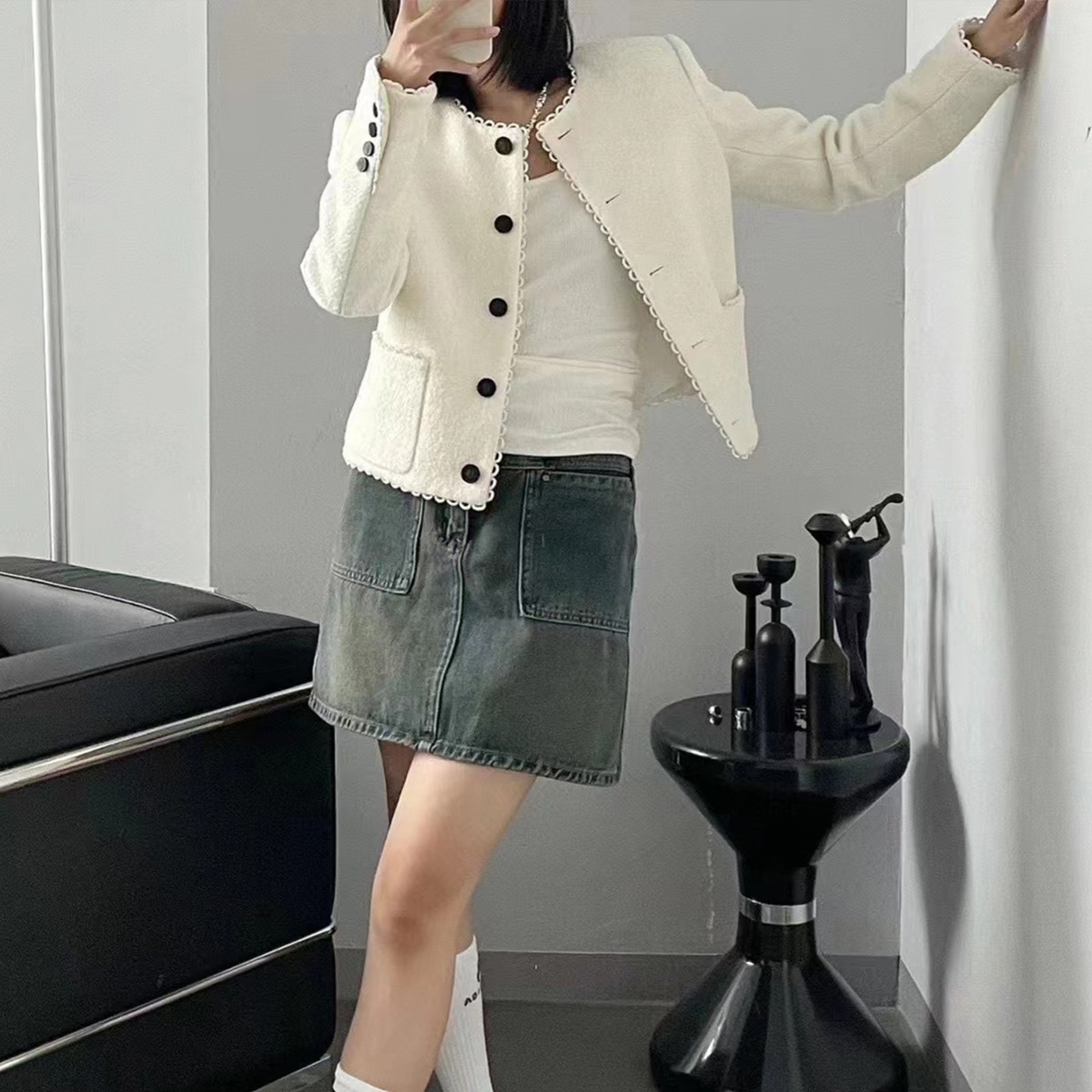 冬季早春新品轻奢迪家圆领长袖直筒羊毛混纺优雅短外套女小香风