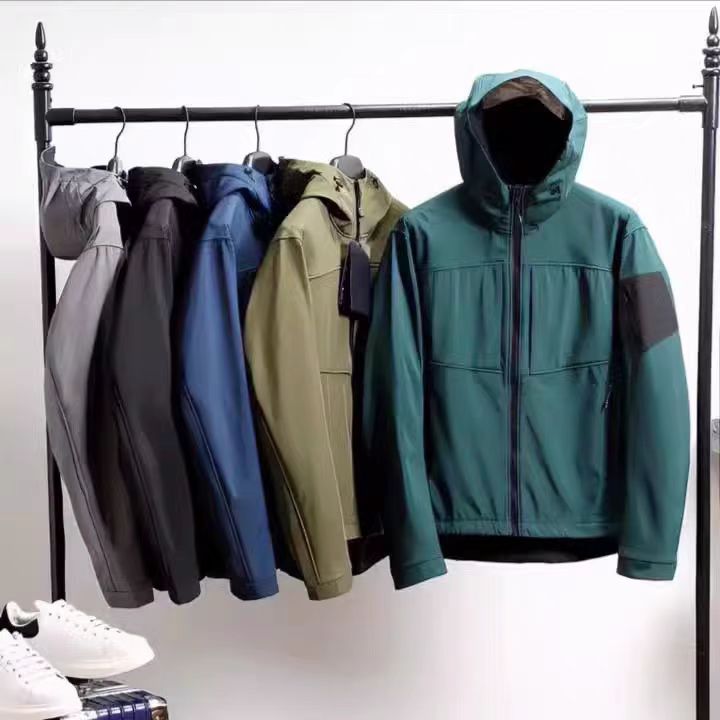 户外机能防风休闲加绒男士保暖软壳夹克外套