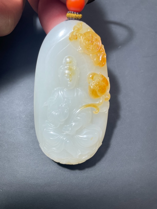 新疆和田玉观音挂件李鸿大师作品