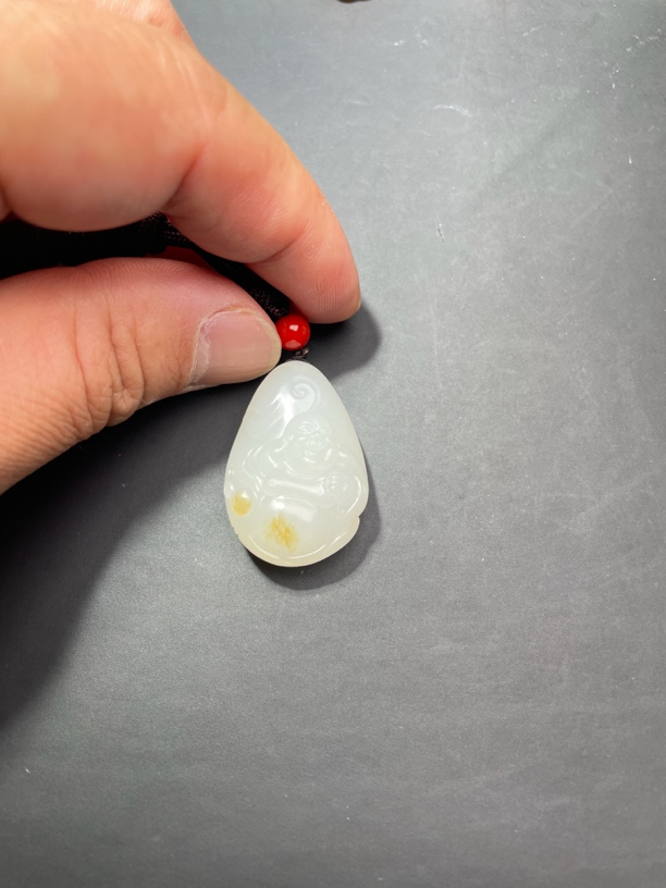 新疆和田玉挂件佛