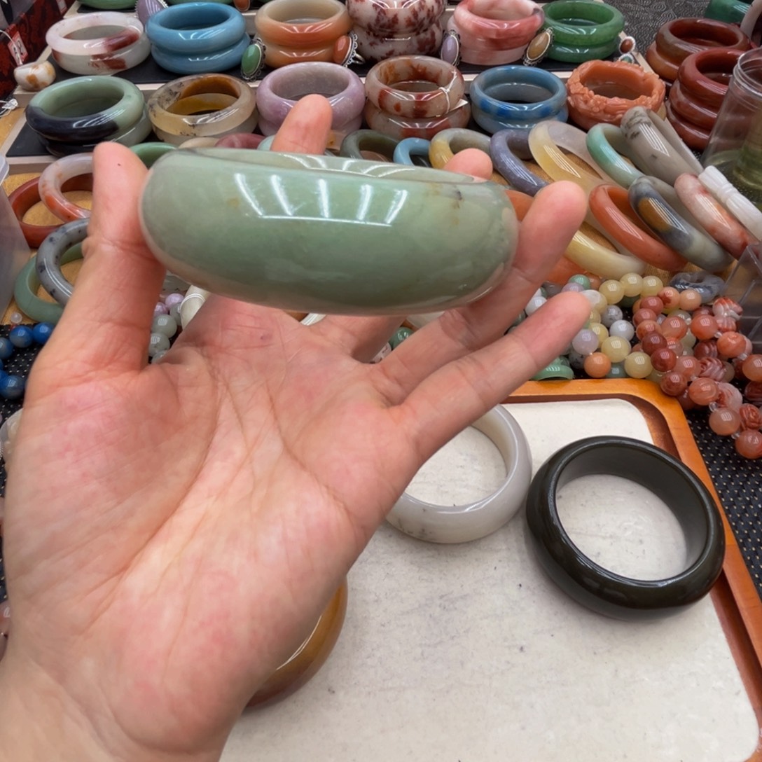 喔***哟石英岩玉未镶嵌58