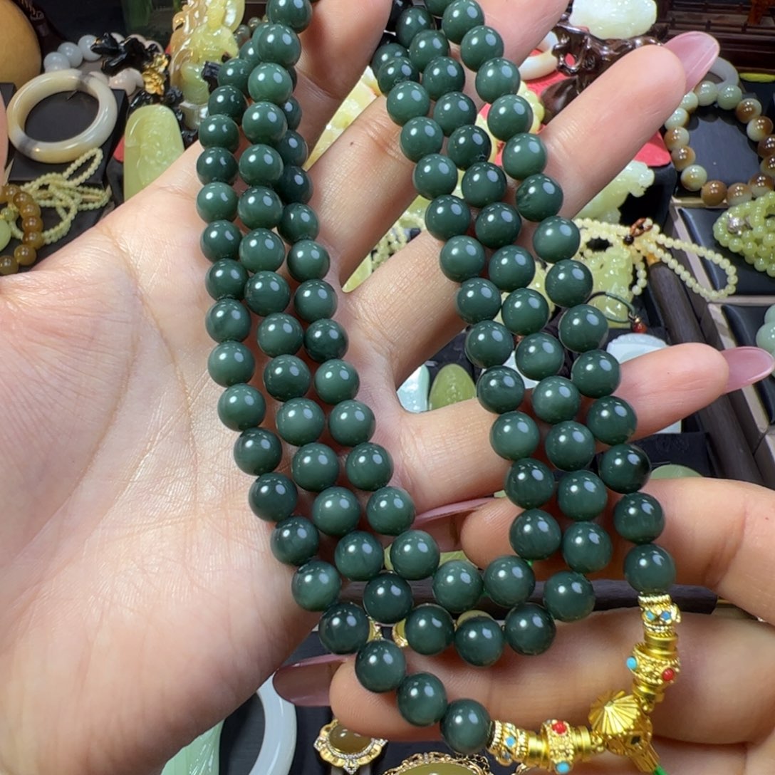 和田玉（碧玉）未镶嵌颈饰