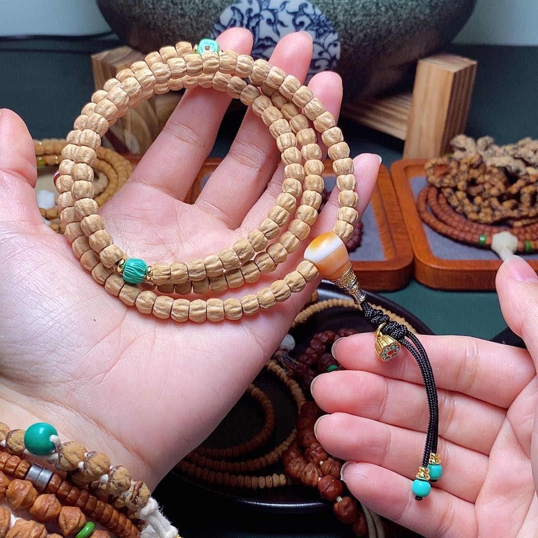 柏香籽/百香籽吊坠327.7方块顺