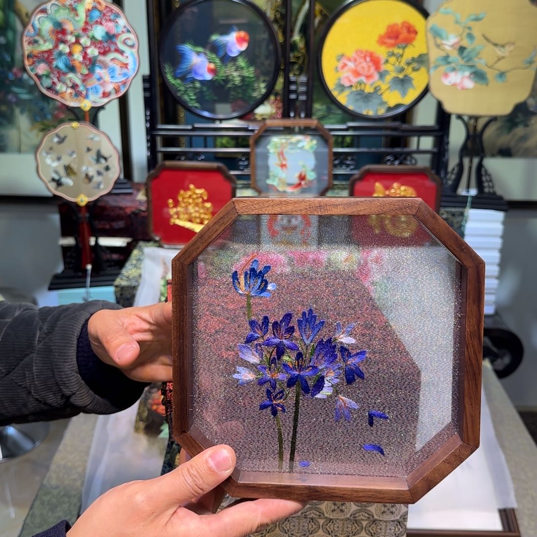 刺绣刺绣工艺精湛