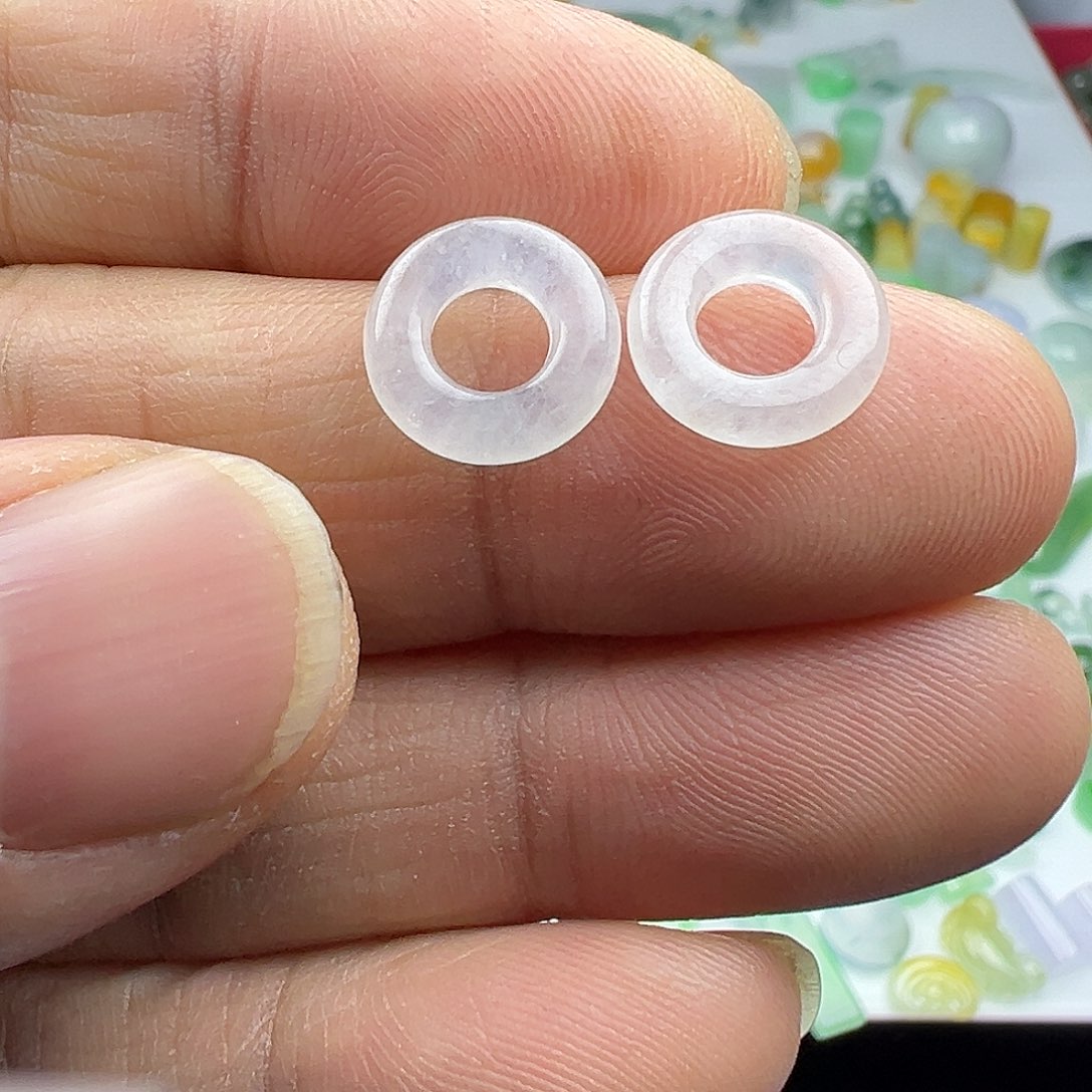 翡翠耳饰未镶嵌用****4翡翠