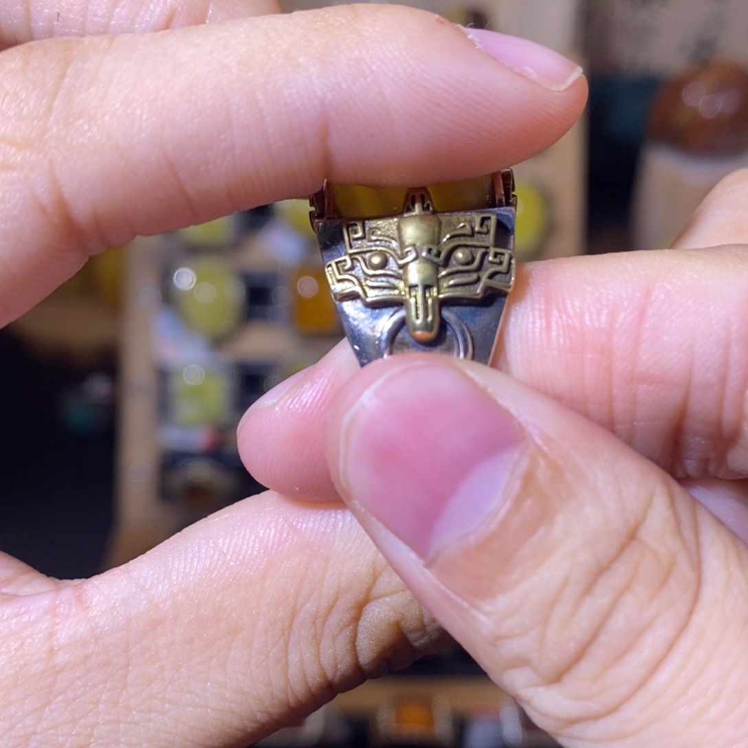 總***主金珀银S925镶嵌戒指