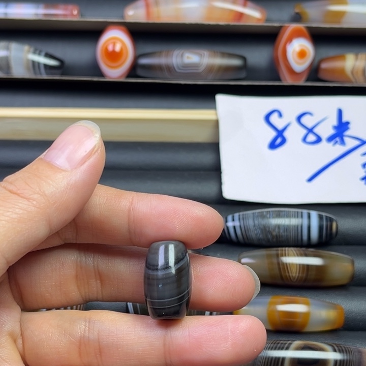 蘇***i玛瑙/玉髓未镶嵌颈饰