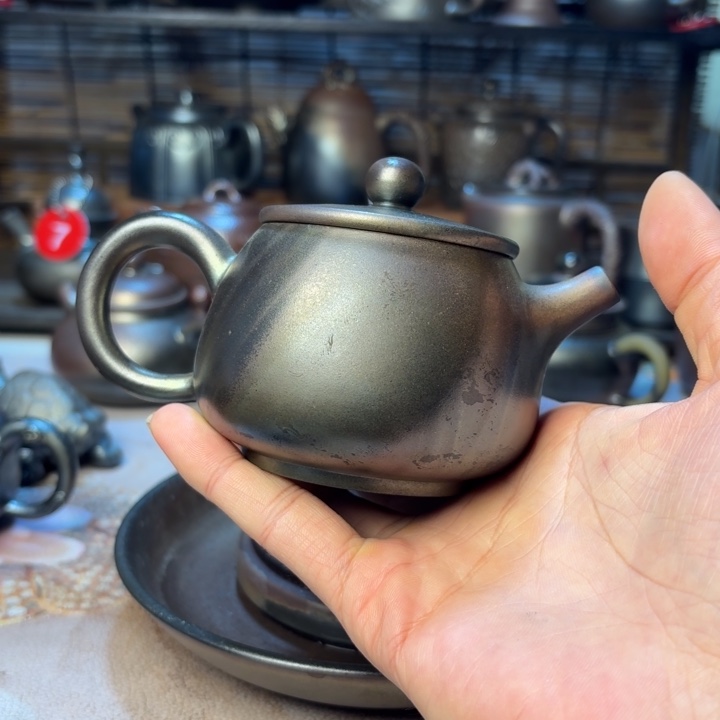 壶庄诚柴烧坭兴陶壶200（