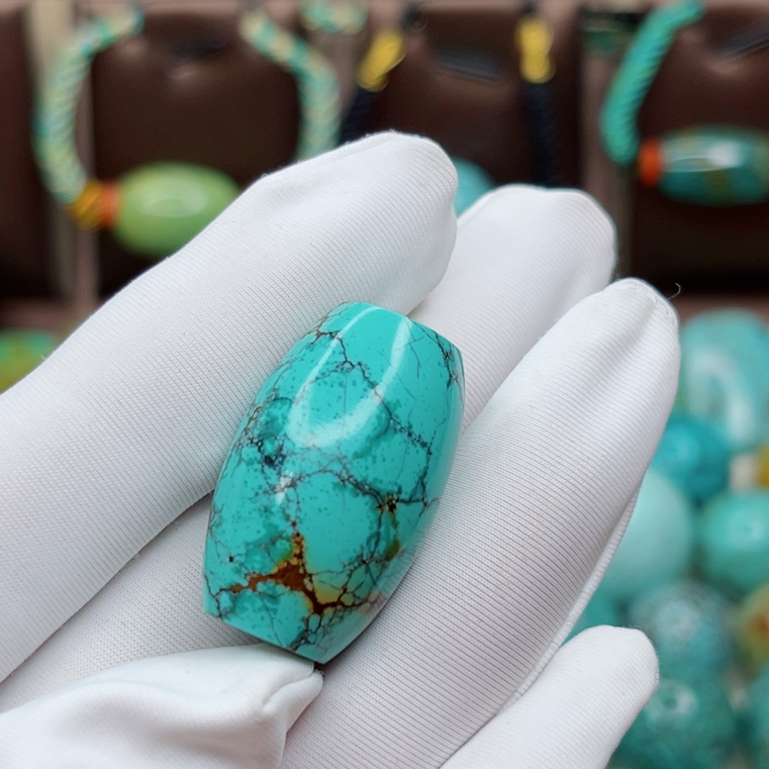 绿松石未镶嵌纯天然原矿绿松石