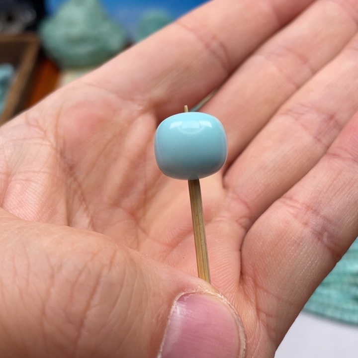 绿松石颈饰未镶嵌