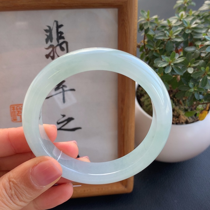 翡翠手镯未镶嵌翡翠手镯54