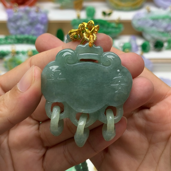 颈饰未镶嵌翡翠翡翠