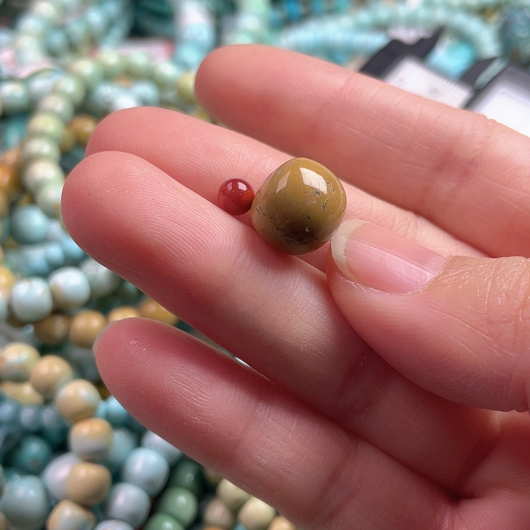 南红玛瑙合金珠宝奇石