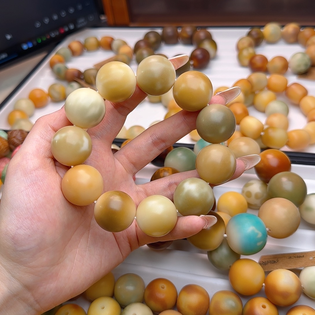 菩提根/象牙果手串卡22.7干磨圆珠微微瑕