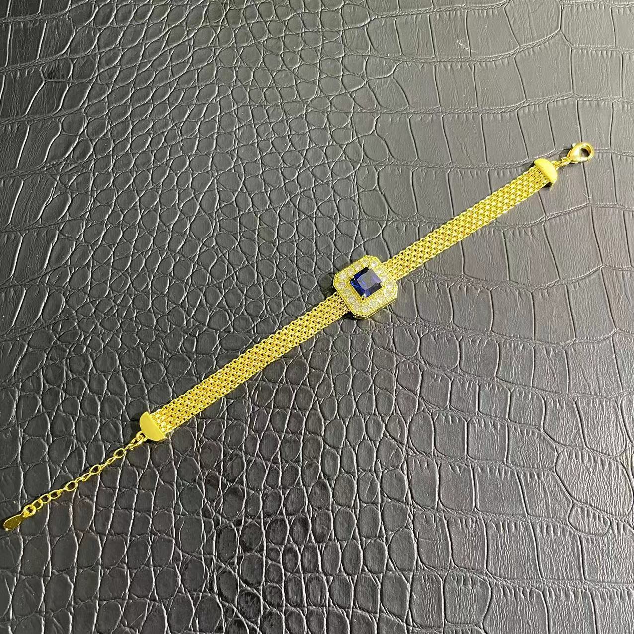 H-451精美时尚手链多样性发一件