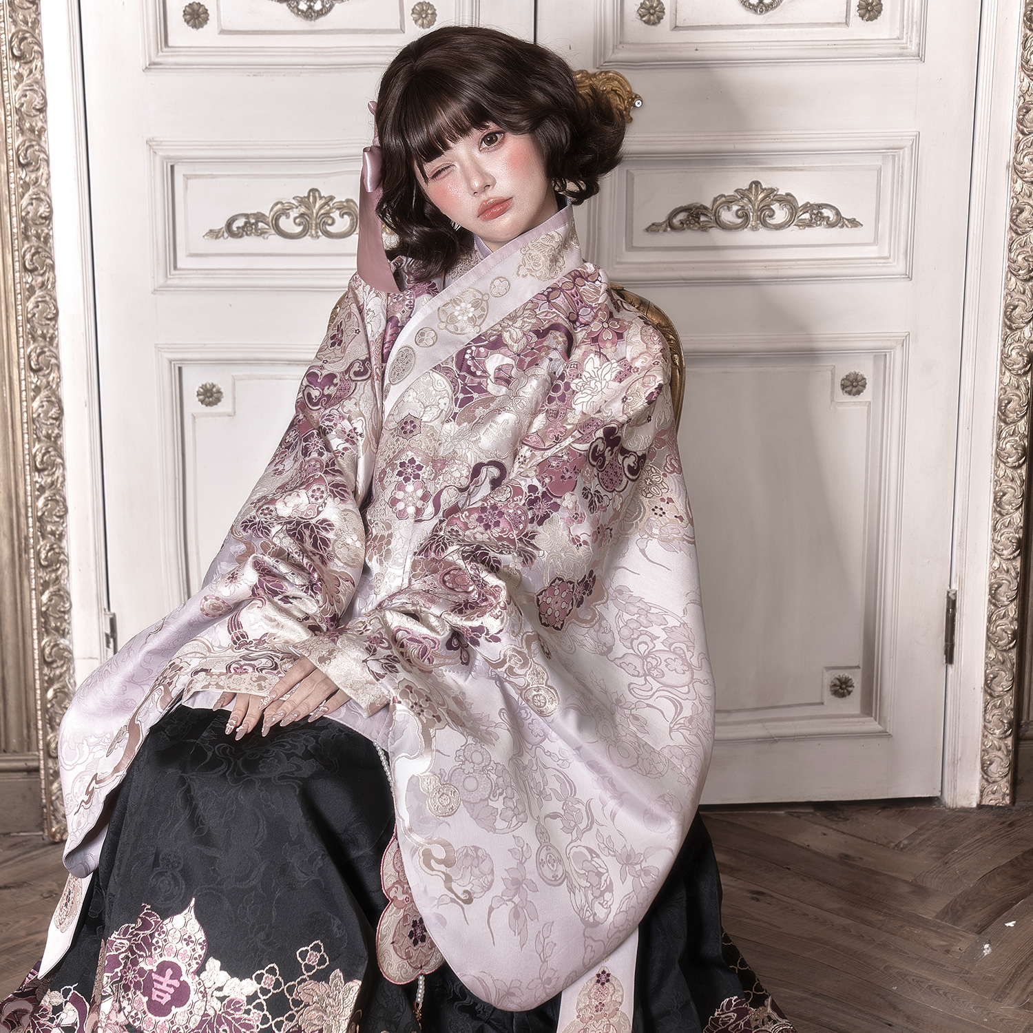 一木胡桃【岁岁吉时】明制汉服女新年刺绣交领上衣马面裙套装