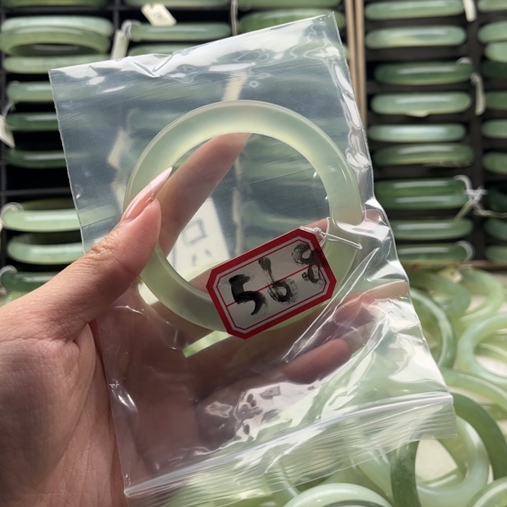 蛇纹石玉合金手镯