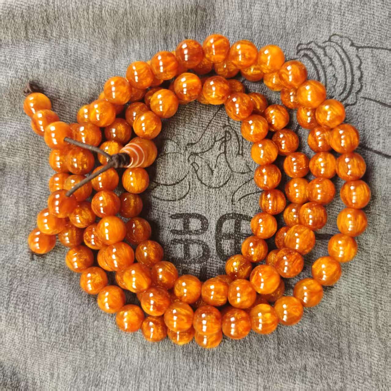 A2012金丝海柳0.8cm108精品多圈手串SL2012