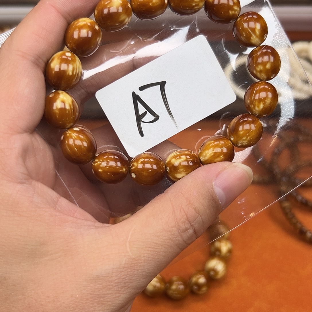 紫金鼠手串12黄金鼠